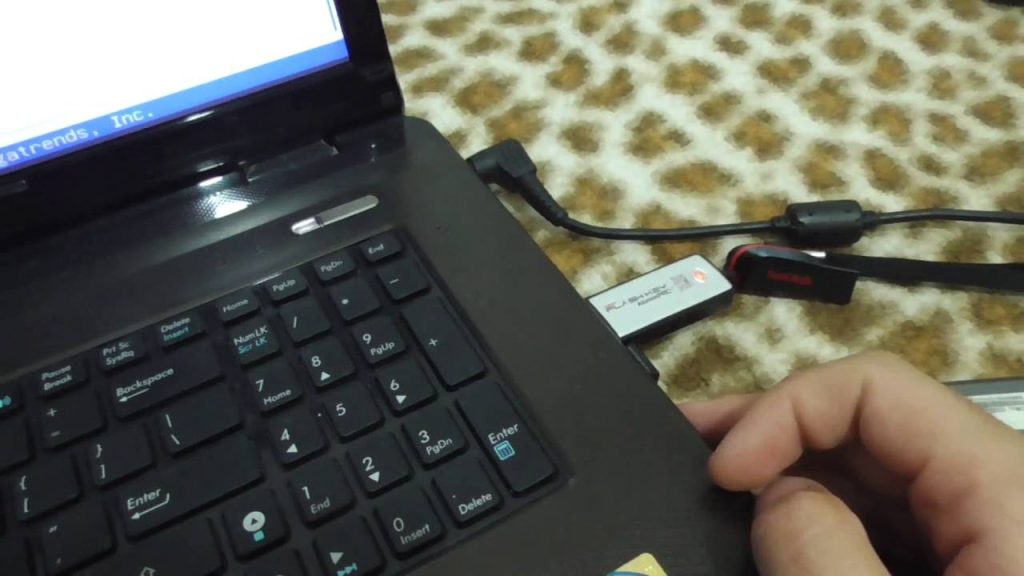 ASUS Laptop From USB