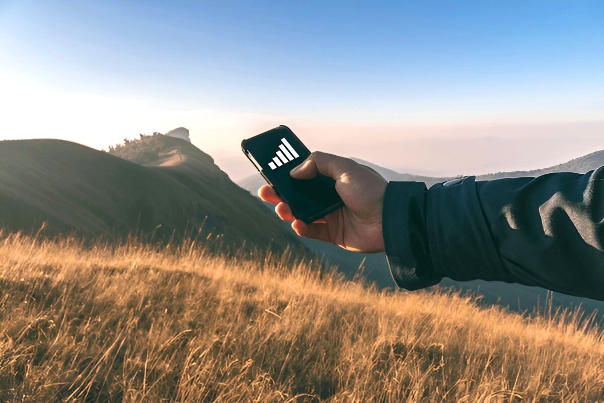 How to Get the Best Signal in Low-Coverage Areas in Pakistan