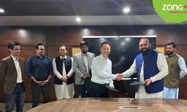 Zong Join Hands with Axis Mall
