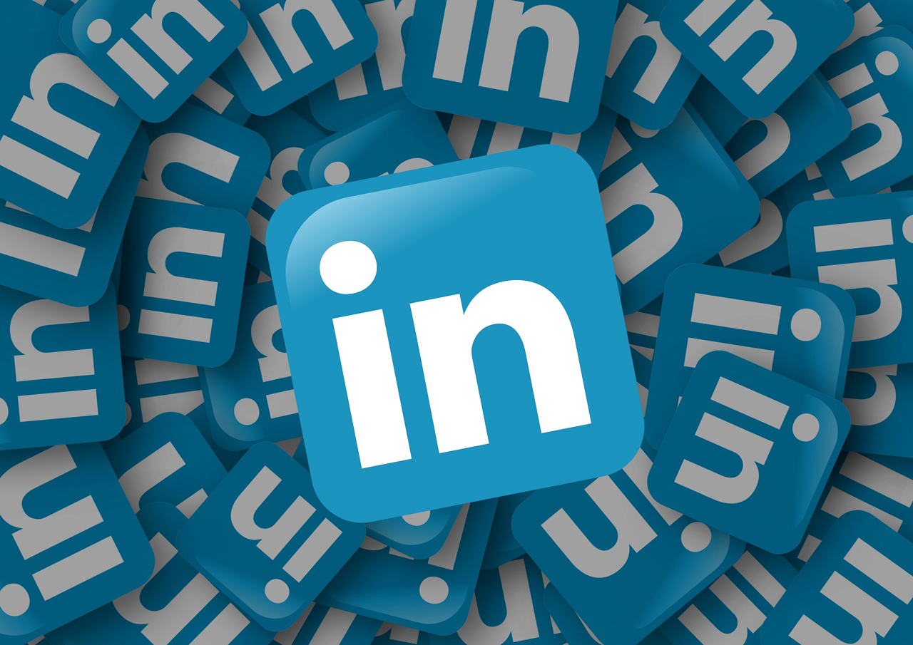 LinkedIn to Eliminate Hashtag Feed Amid Platform Discovery Changes